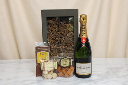 Champagne and Confectionery Christmas Hamper